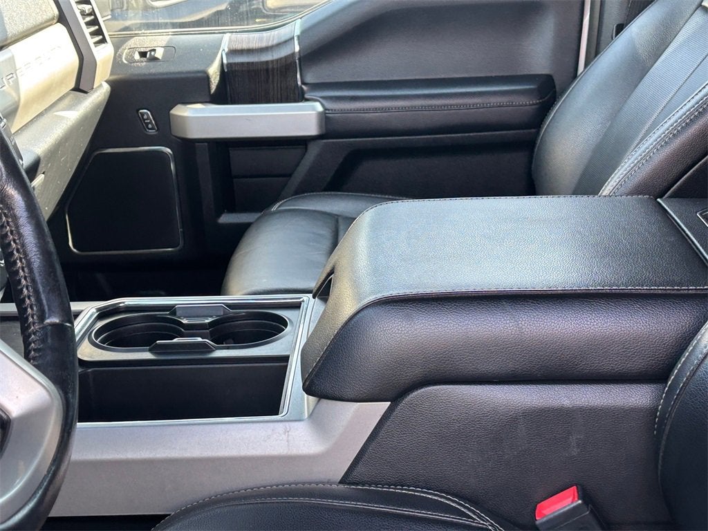 2021 Ford Super Duty F-350 DRW LARIAT