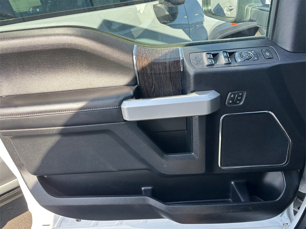 2021 Ford Super Duty F-350 DRW LARIAT