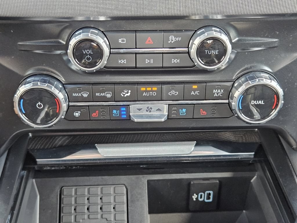 2025 Ford F-450 Platinum