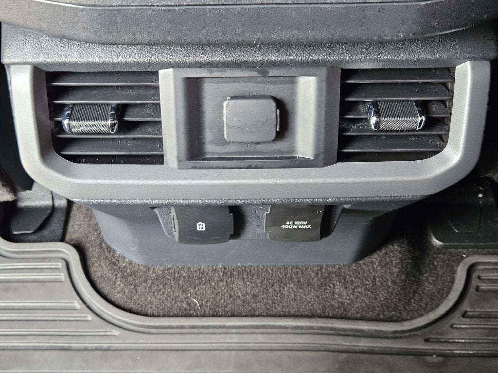 2021 Ford F-150 LARIAT 4WD SuperCrew 5.5' Box