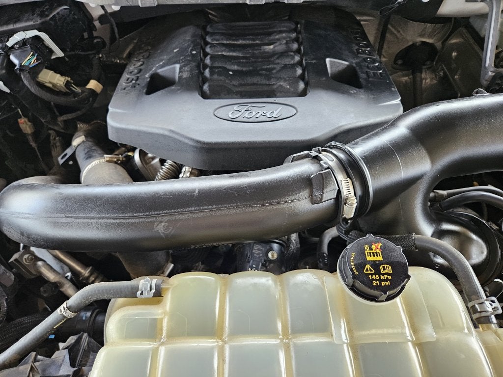2021 Ford F-150 LARIAT 4WD SuperCrew 5.5' Box