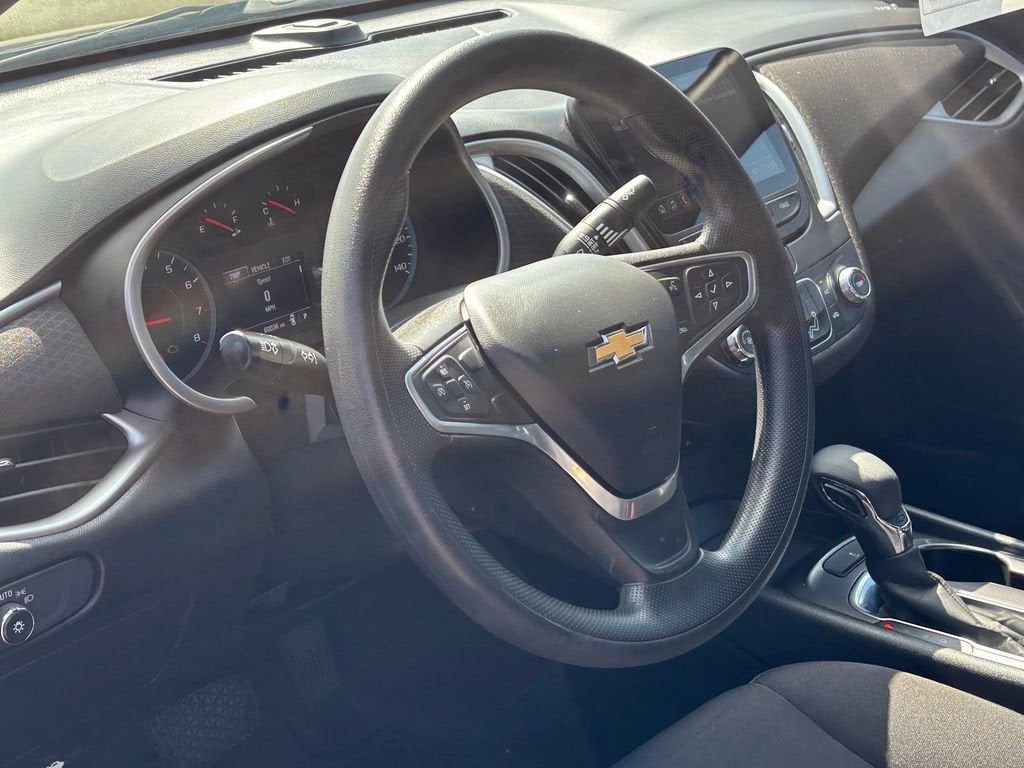 2022 Chevrolet Malibu LS