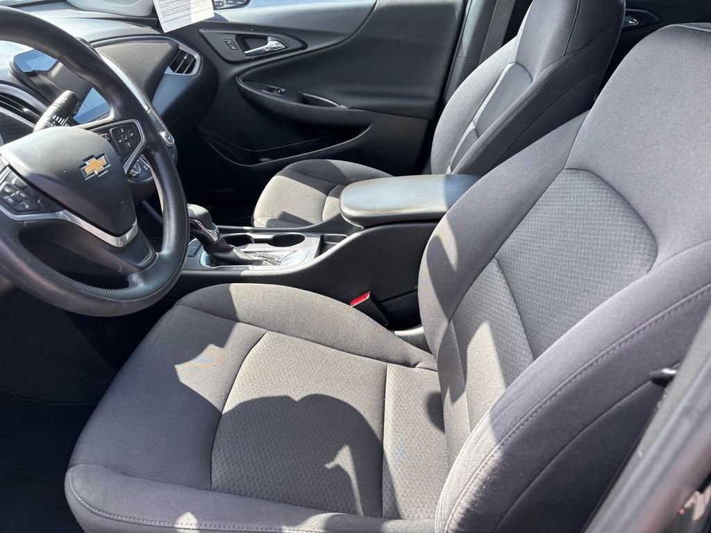 2022 Chevrolet Malibu LS