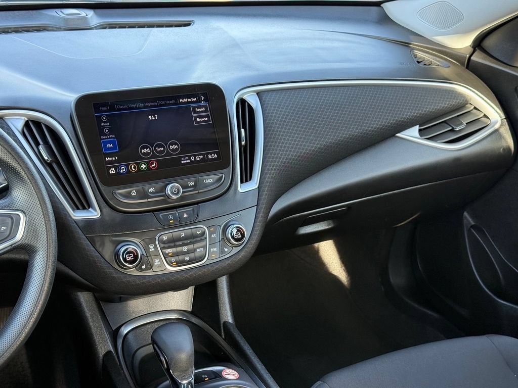 2025 Chevrolet Malibu 1LT - Photo 16
