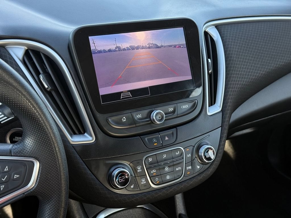 2025 Chevrolet Malibu 1LT - Photo 21