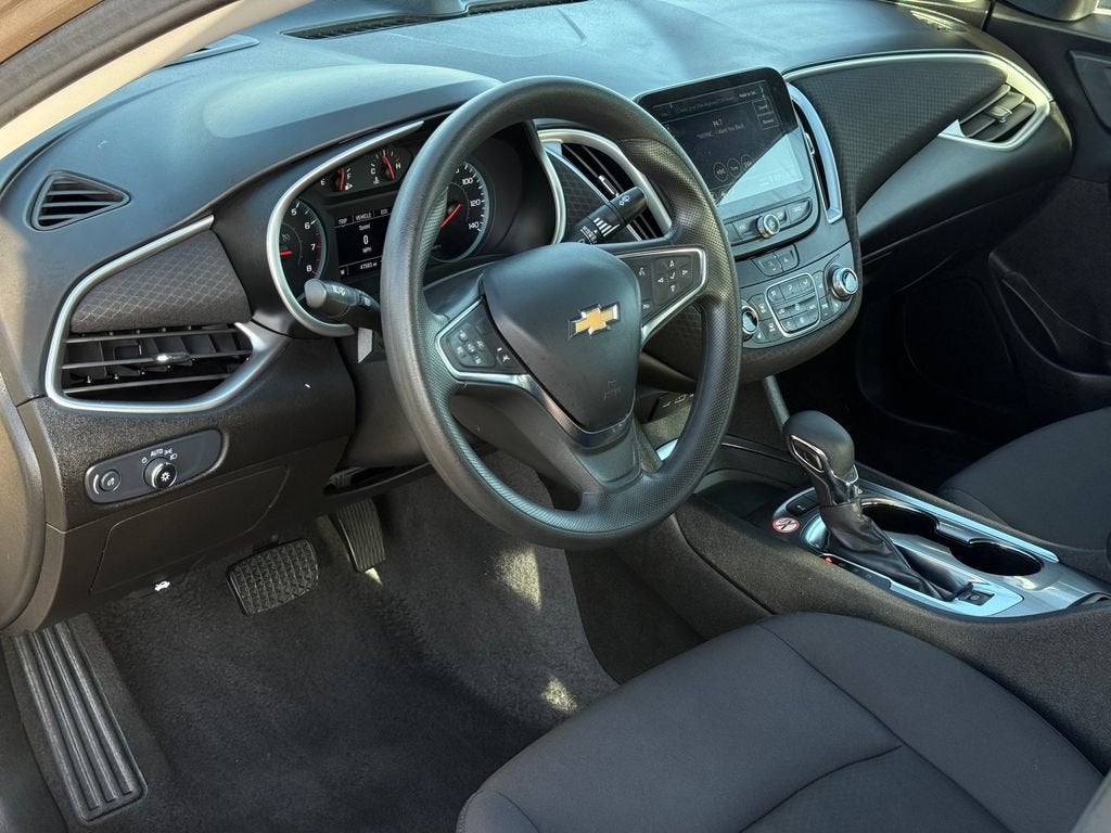 2025 Chevrolet Malibu 1LT - Photo 9