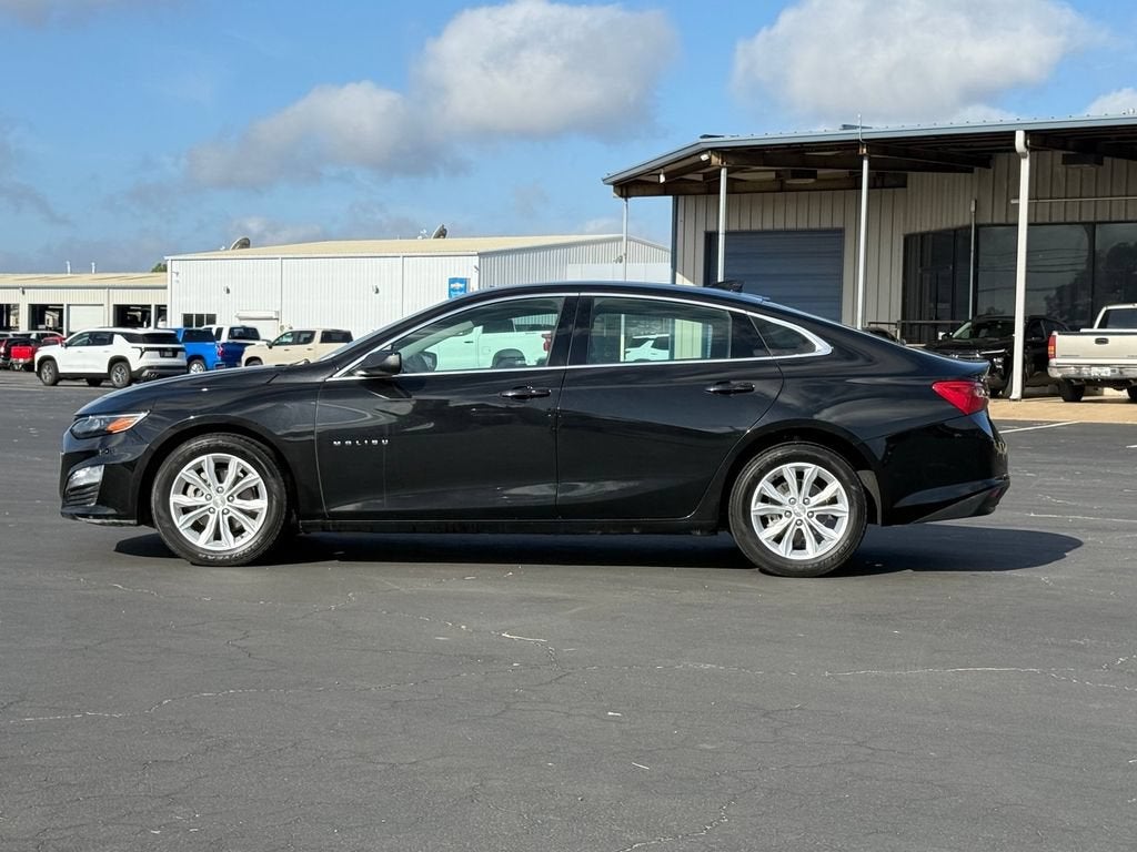 1G1ZD5ST9SF120324