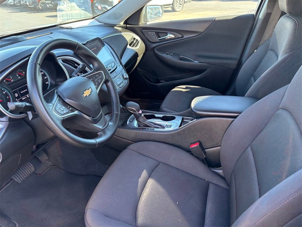 2025 Chevrolet Malibu RS