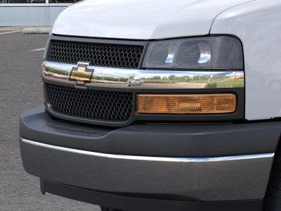 2025 Chevrolet Express Cutaway 3500 1WT