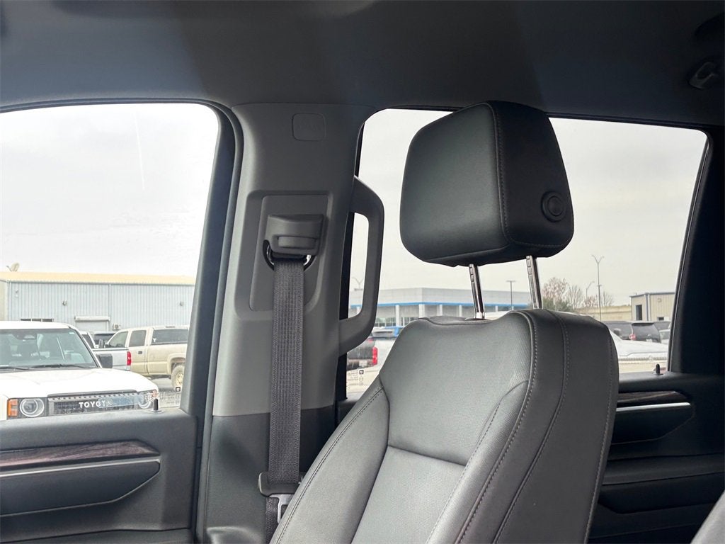 2025 Chevrolet Silverado 3500 HD LTZ