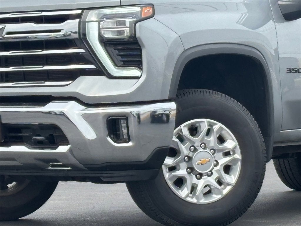 2025 Chevrolet Silverado 3500 HD LTZ