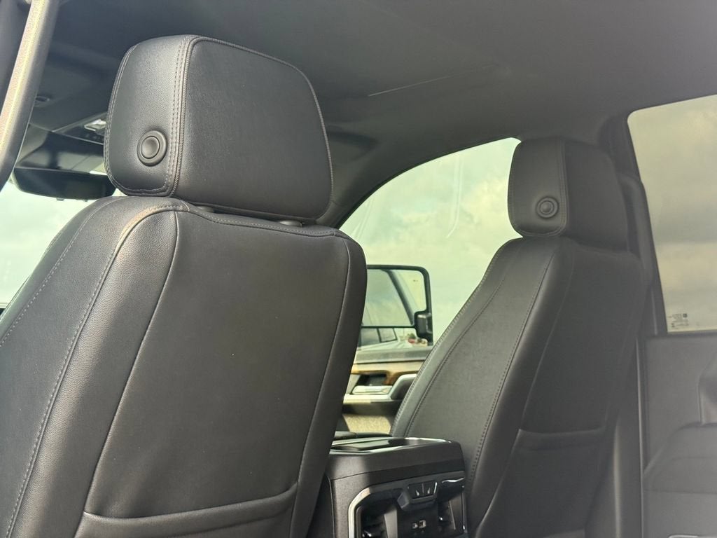 2025 Chevrolet Silverado 3500 HD High Country DRW