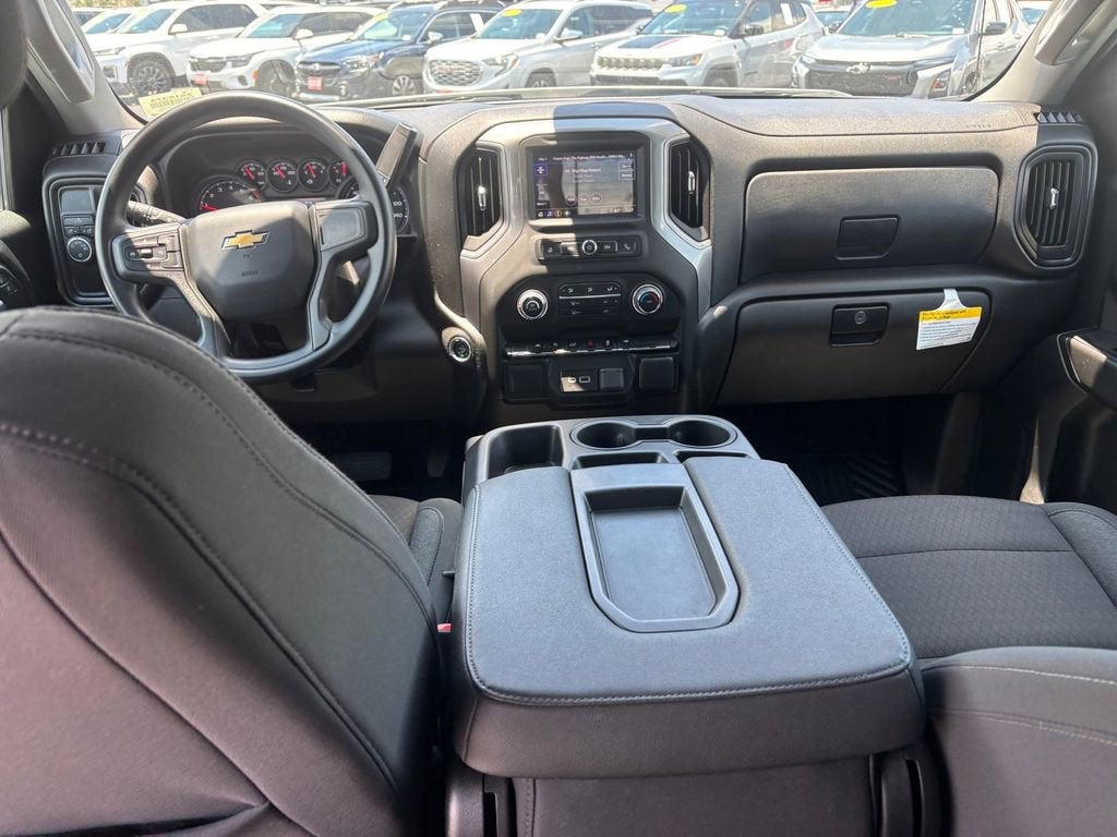 2024 Chevrolet Silverado 1500 Custom