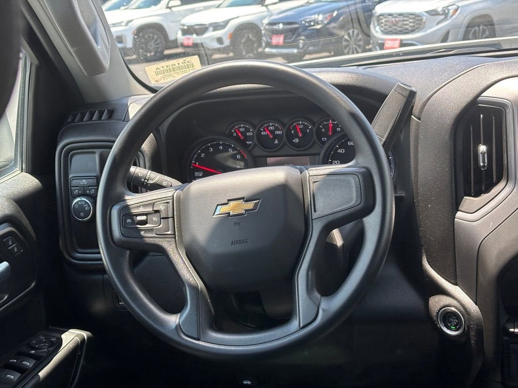 2024 Chevrolet Silverado 1500 Custom