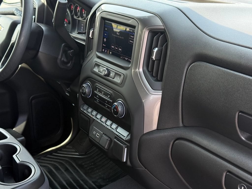 2025 Chevrolet Silverado 1500 Custom - Photo 28