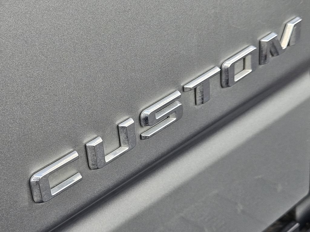2025 Chevrolet Silverado 1500 Custom