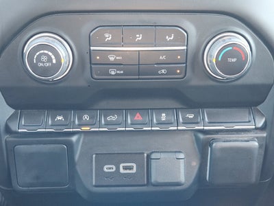 2024 Chevrolet Silverado 1500 Custom