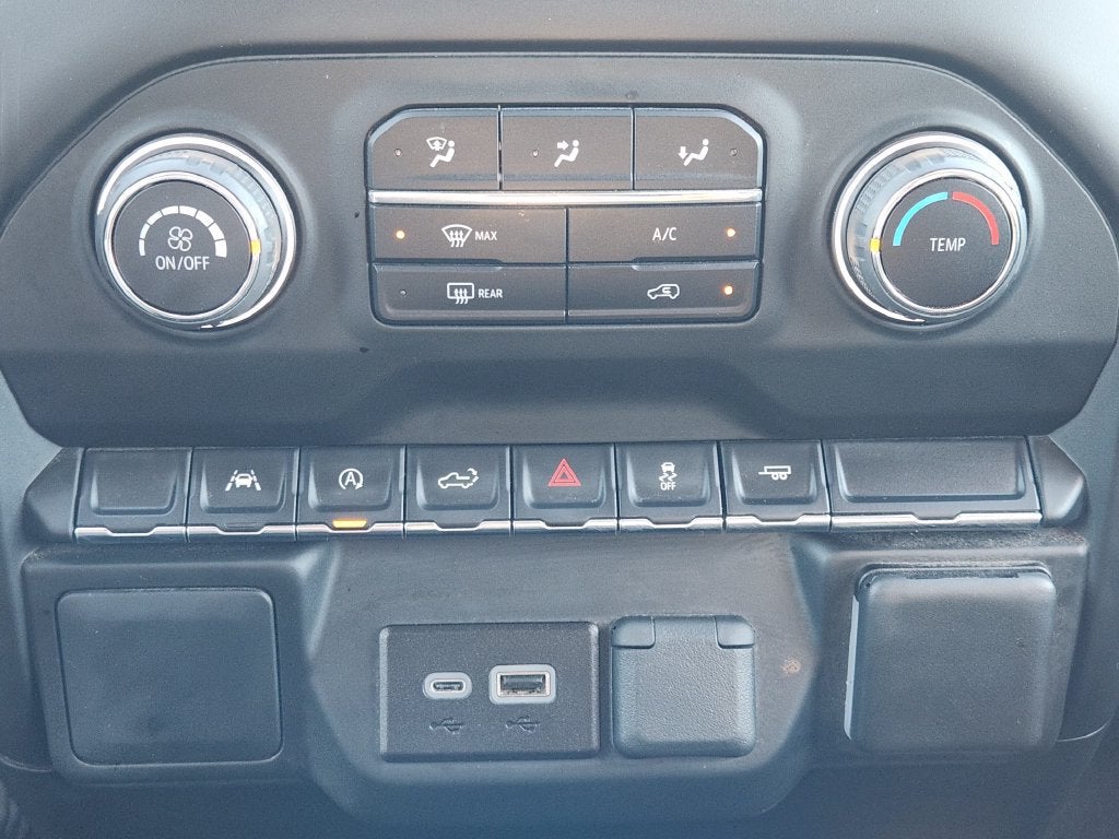 2024 Chevrolet Silverado 1500 Custom