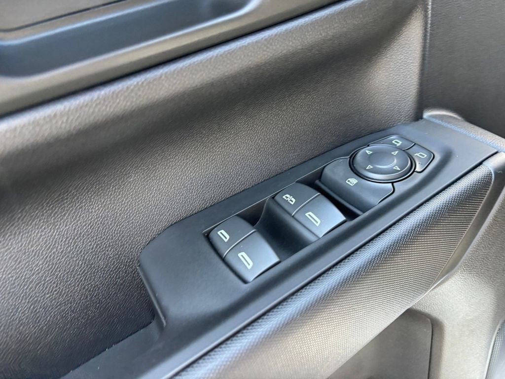 2025 Chevrolet Silverado 1500 Custom - Photo 20