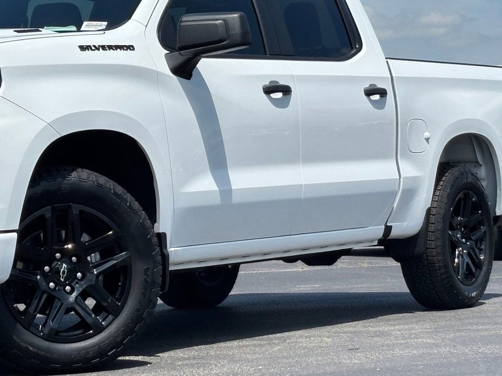 2025 Chevrolet Silverado 1500 Custom - Photo 3