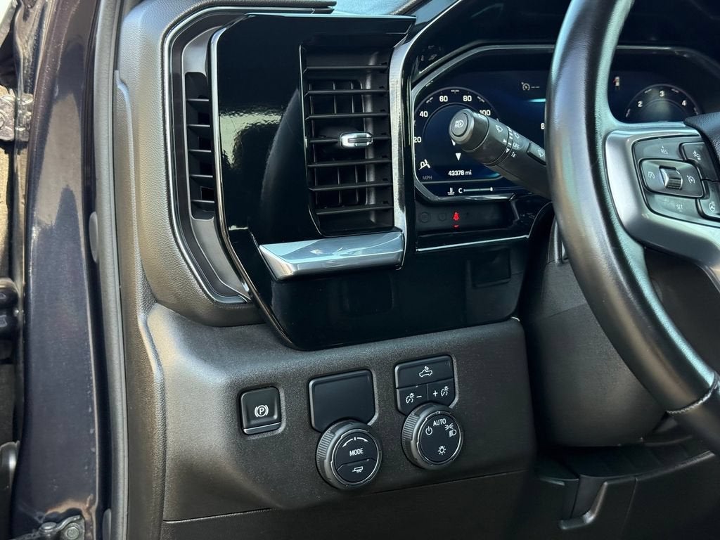 2024 Chevrolet Silverado 1500 LT - Photo 8