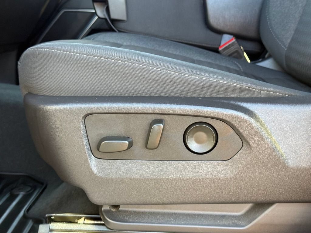 2024 Chevrolet Silverado 1500 LT - Photo 9