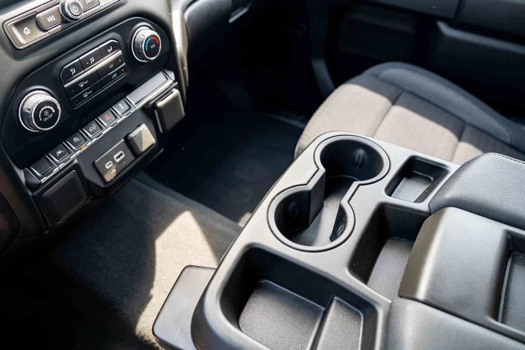 2024 Chevrolet Silverado 1500 Custom - Photo 20