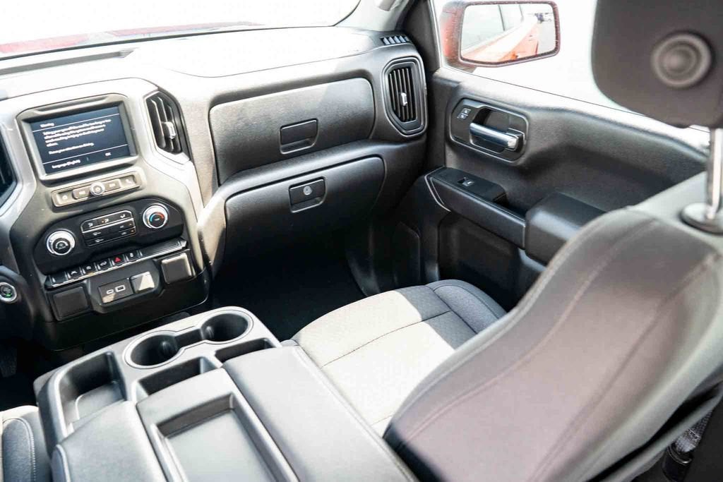 2024 Chevrolet Silverado 1500 Custom - Photo 25
