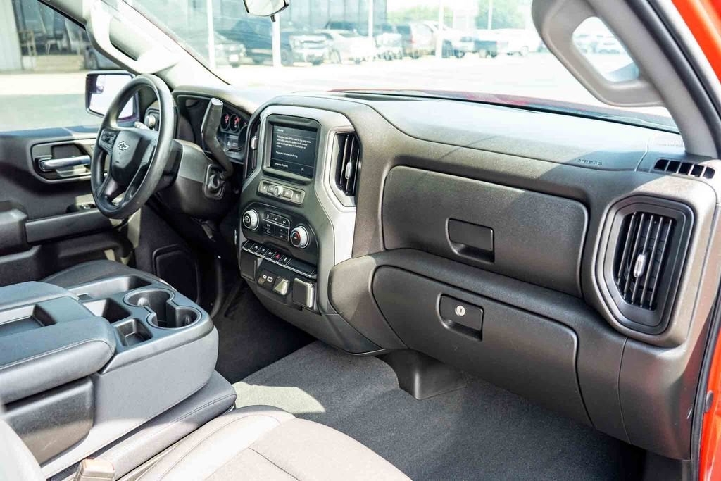 2024 Chevrolet Silverado 1500 Custom - Photo 26