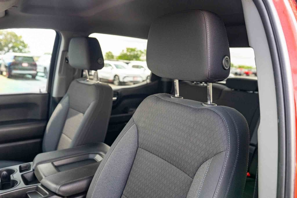 2024 Chevrolet Silverado 1500 Custom - Photo 8