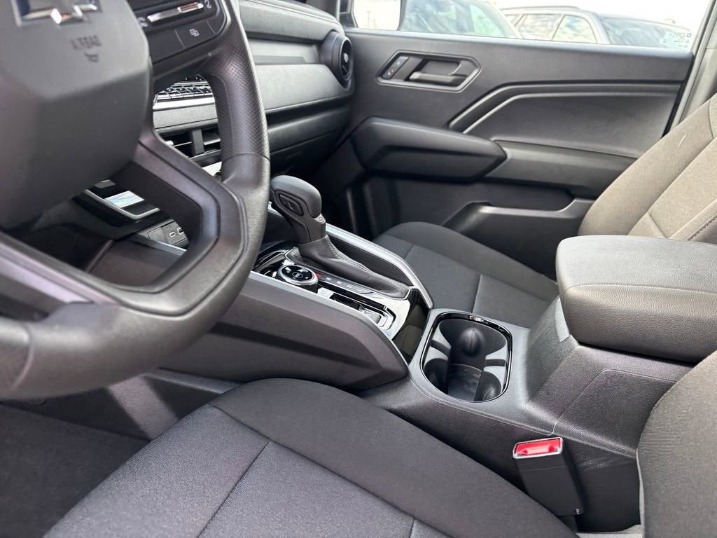 2023 Chevrolet Colorado WT