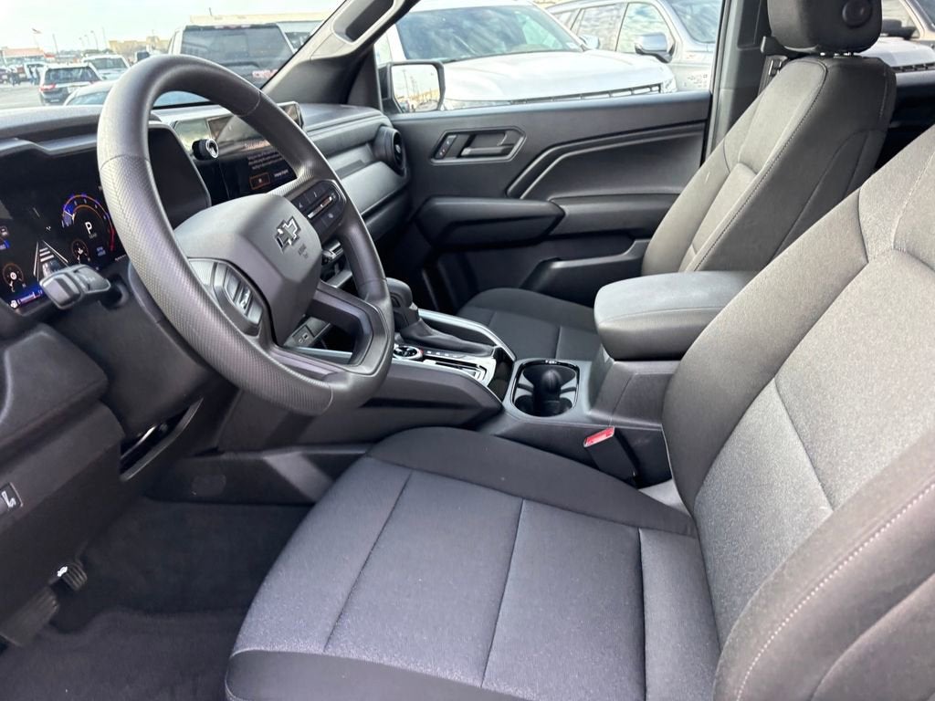 2023 Chevrolet Colorado WT