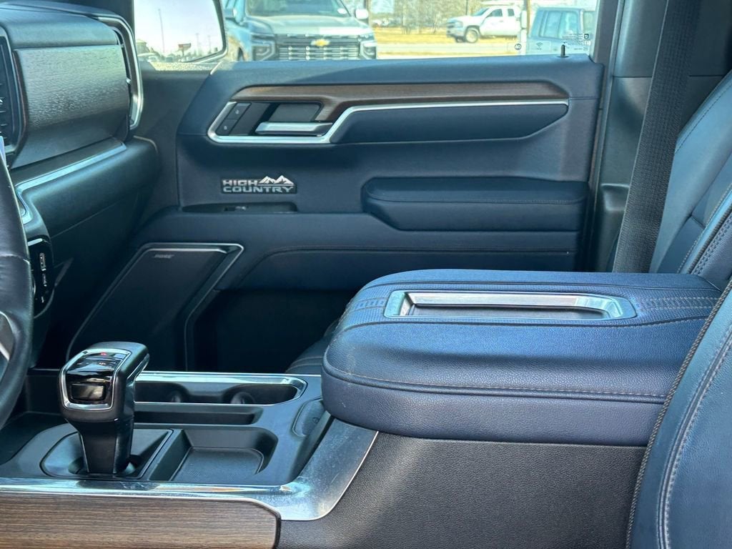 2022 Chevrolet Silverado 1500 High Country