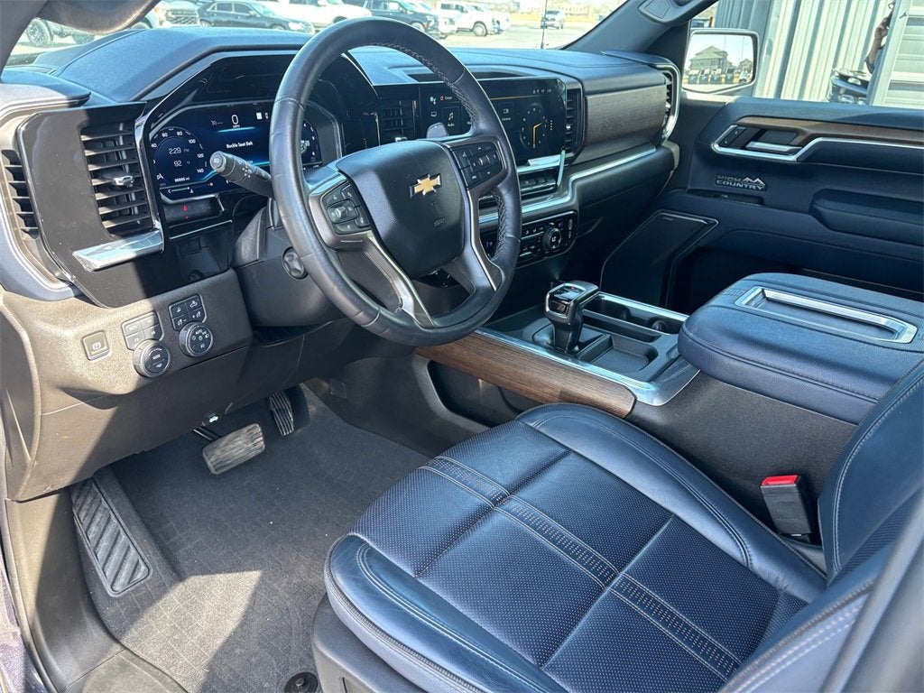 2022 Chevrolet Silverado 1500 High Country