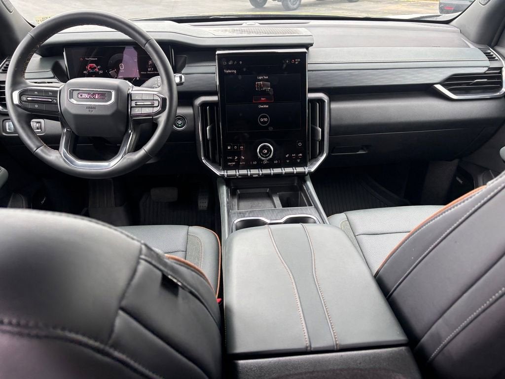 2025 GMC Acadia AT4