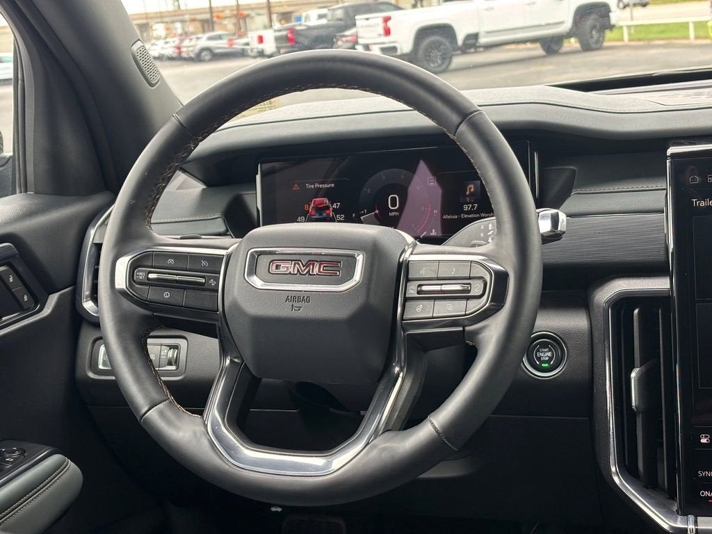 2025 GMC Acadia AT4