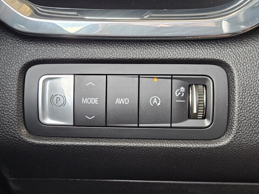 2024 GMC Acadia Denali - Photo 20