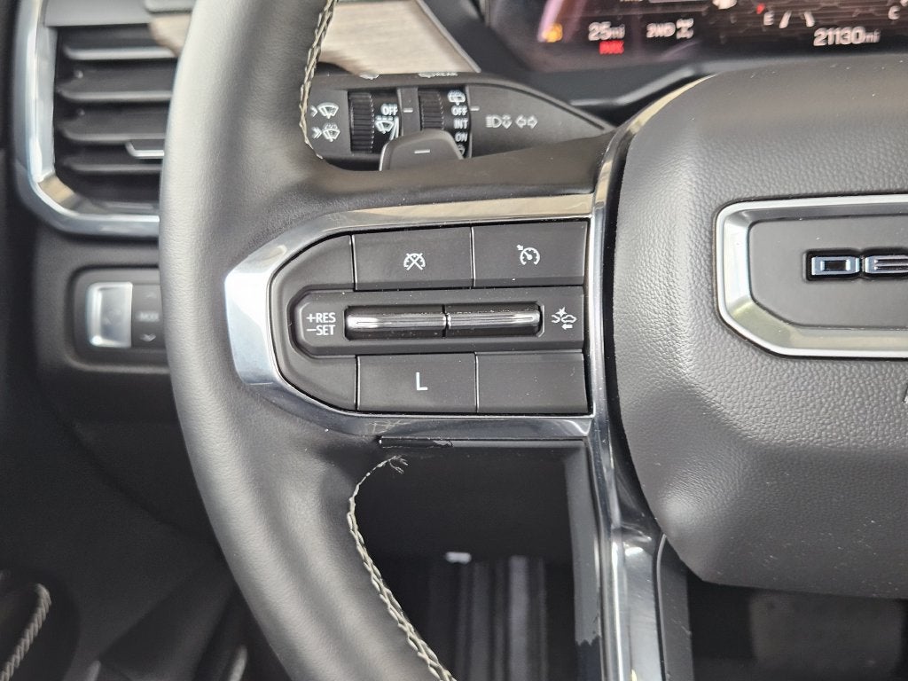2024 GMC Acadia Denali - Photo 26