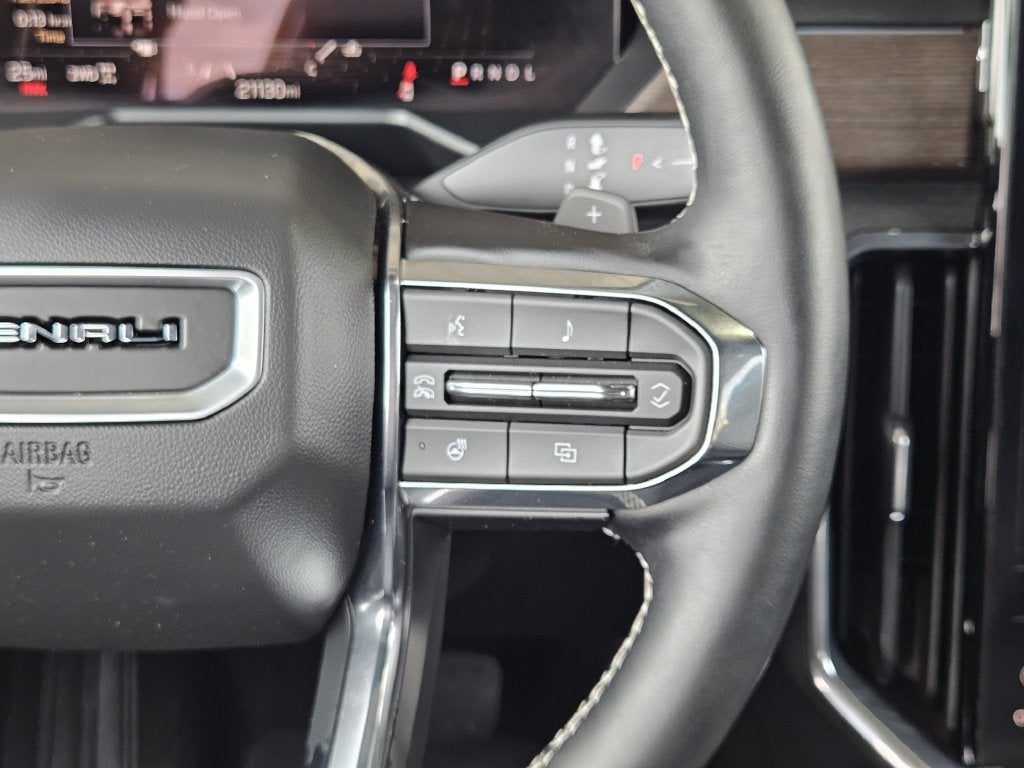 2024 GMC Acadia Denali - Photo 27