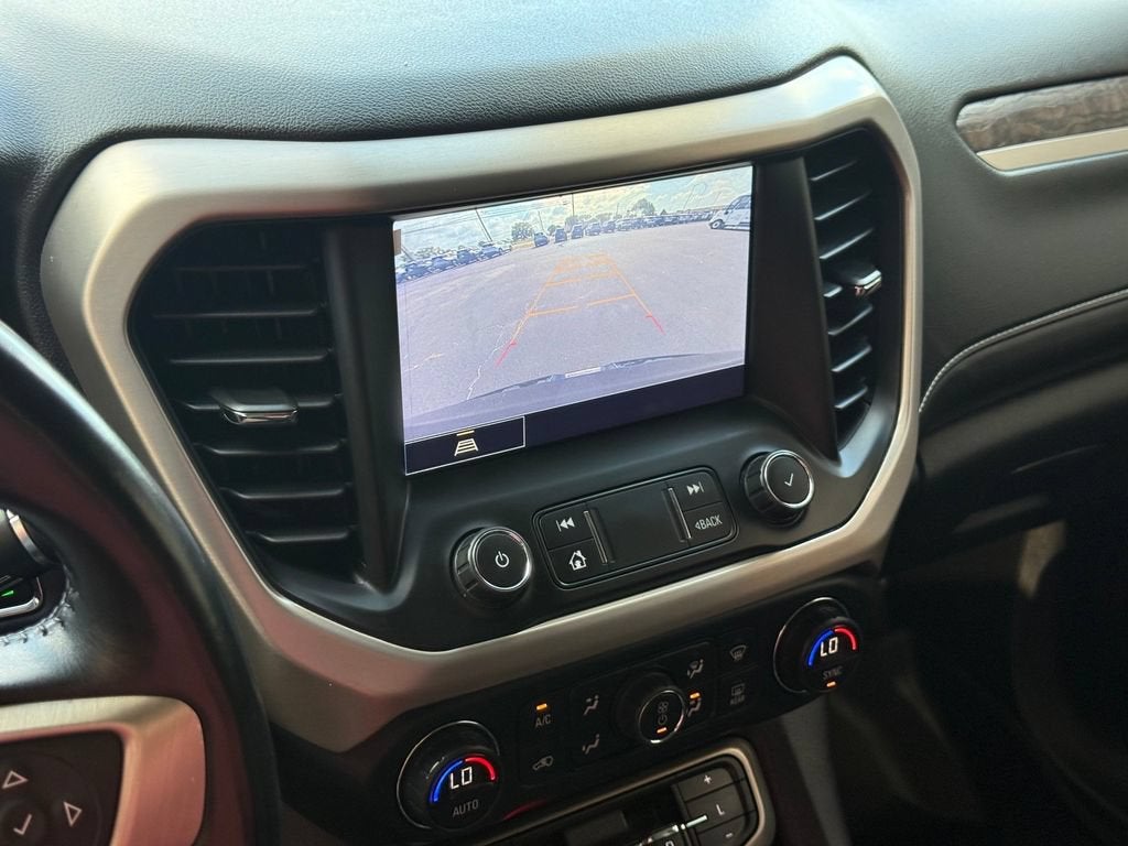2022 GMC Acadia Denali