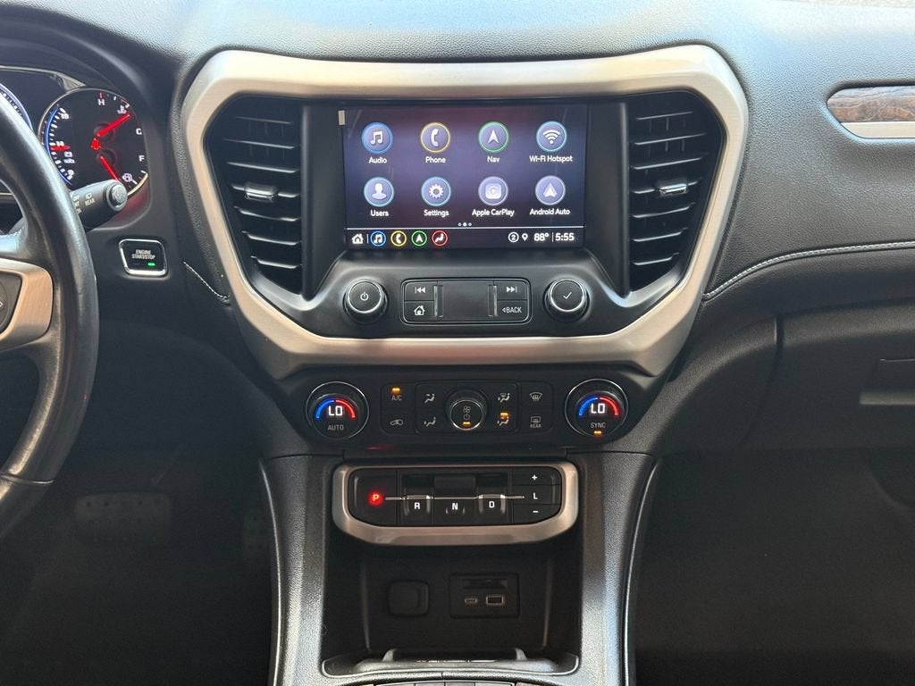 2022 GMC Acadia Denali