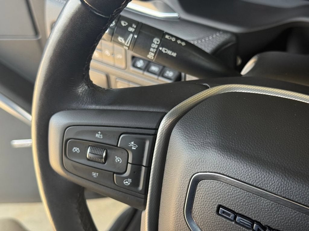 2022 GMC Yukon Denali - Photo 13