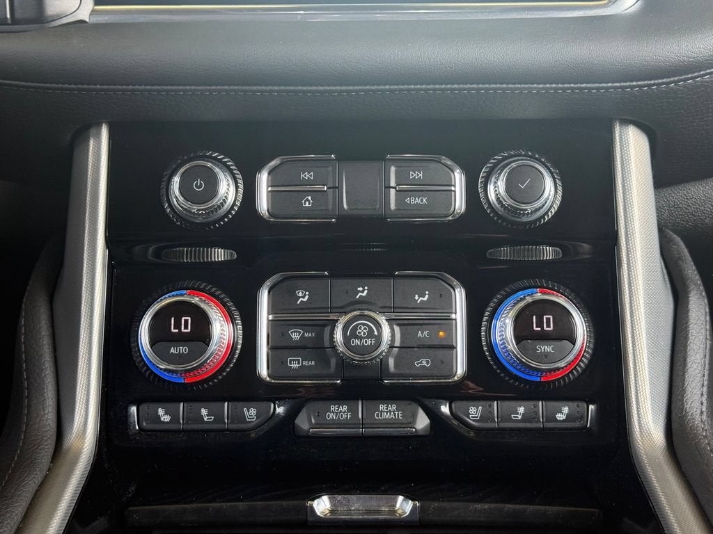 2022 GMC Yukon Denali - Photo 24