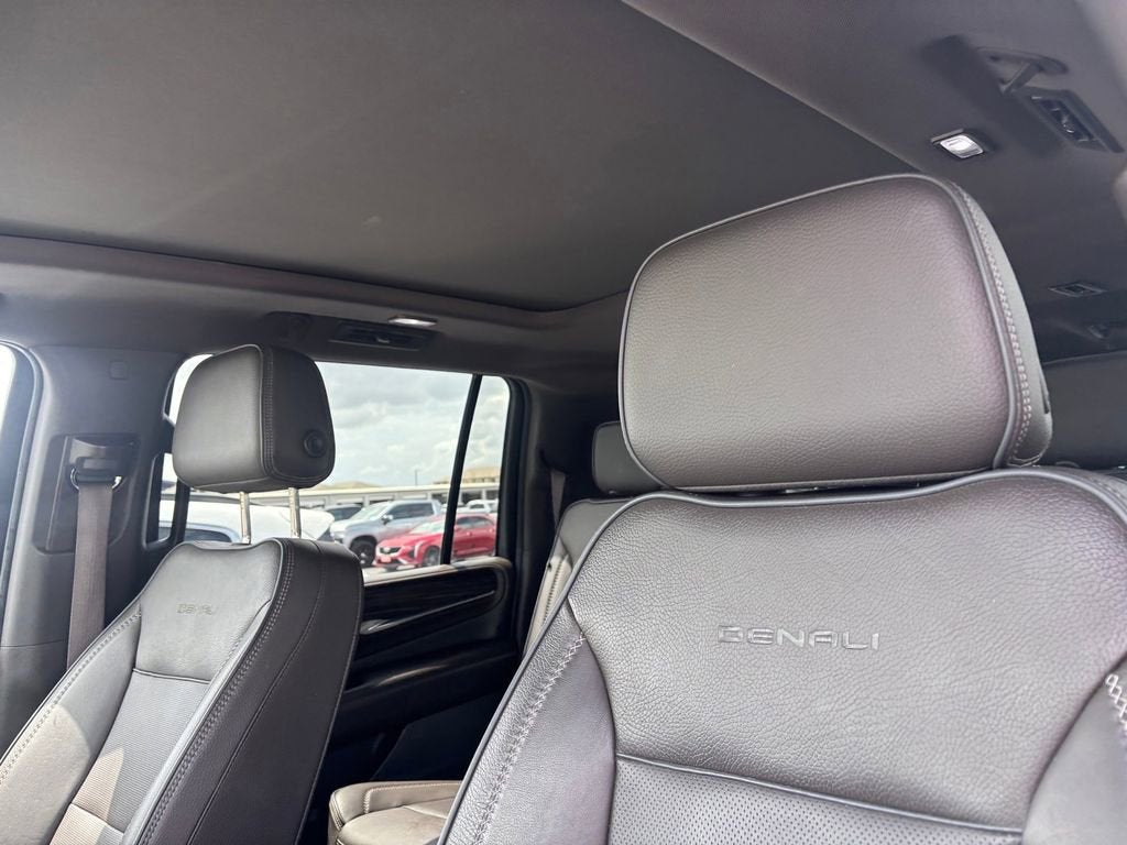 2022 GMC Yukon XL Denali