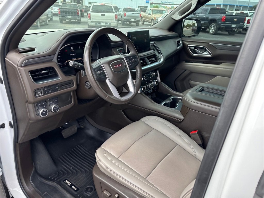 2022 GMC Yukon SLT