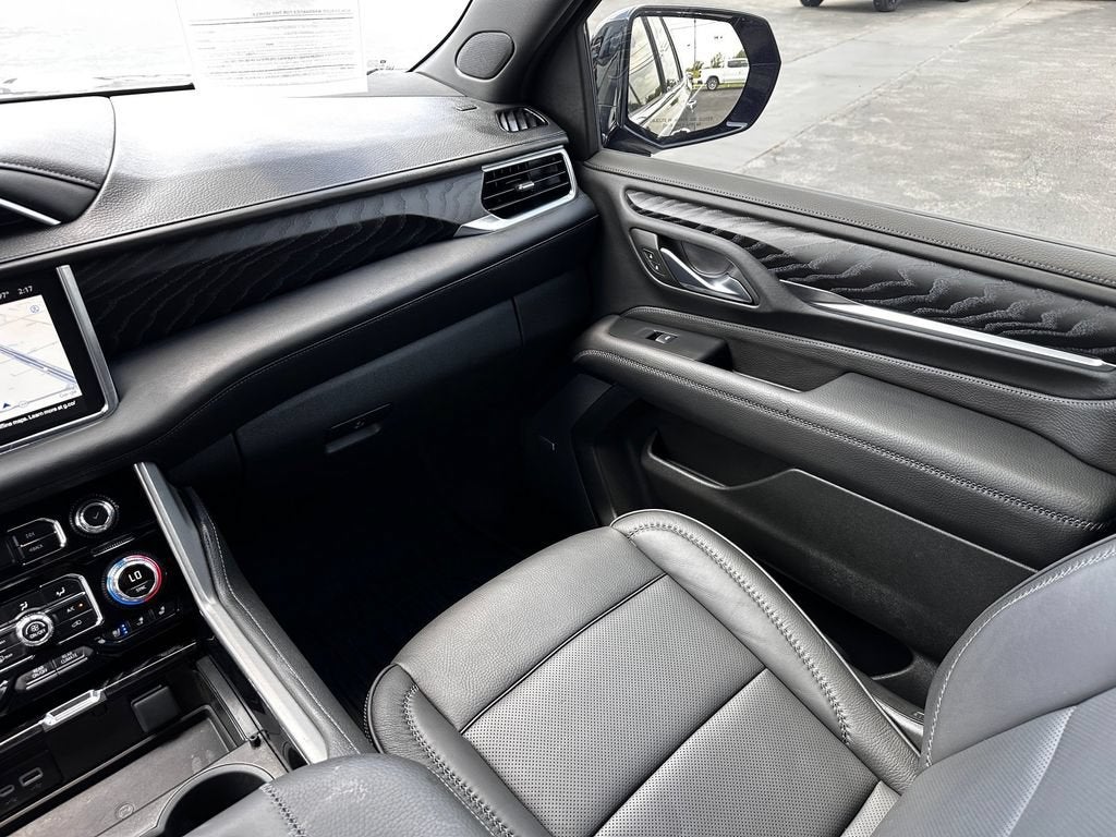 2024 GMC Yukon Denali - Photo 33
