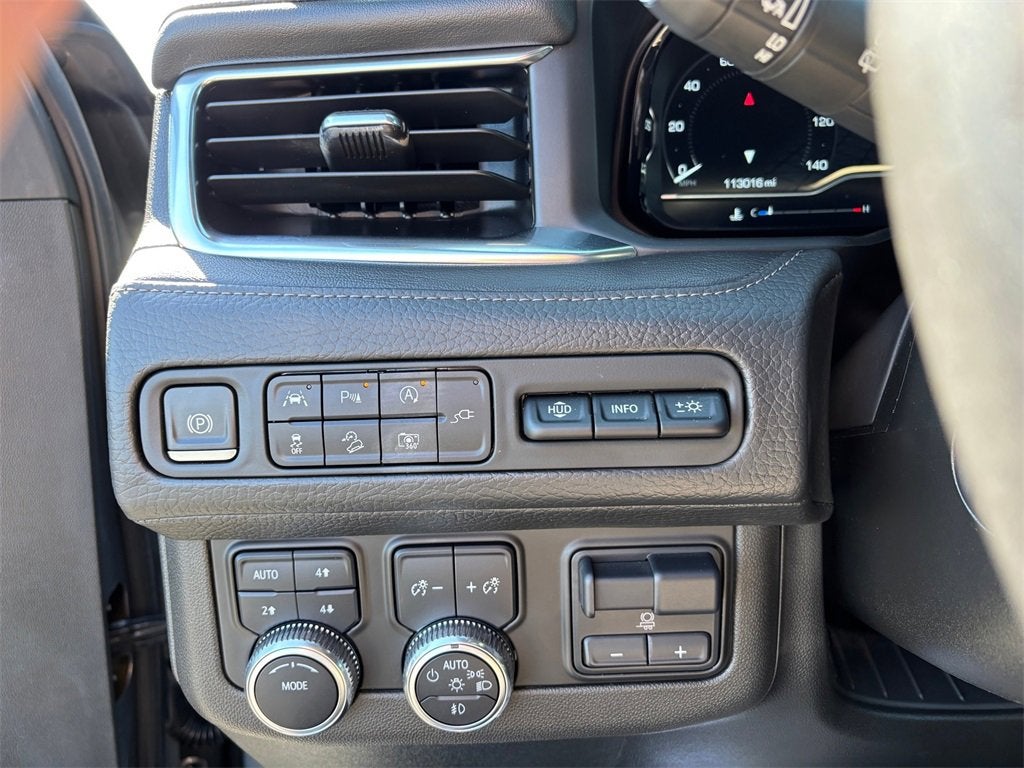 2022 GMC Yukon XL Denali