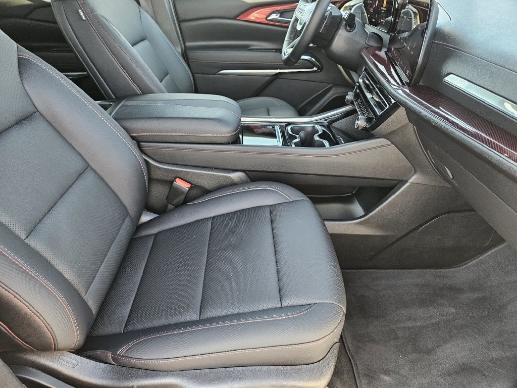 2026 Chevrolet Traverse Z71 - Photo 16