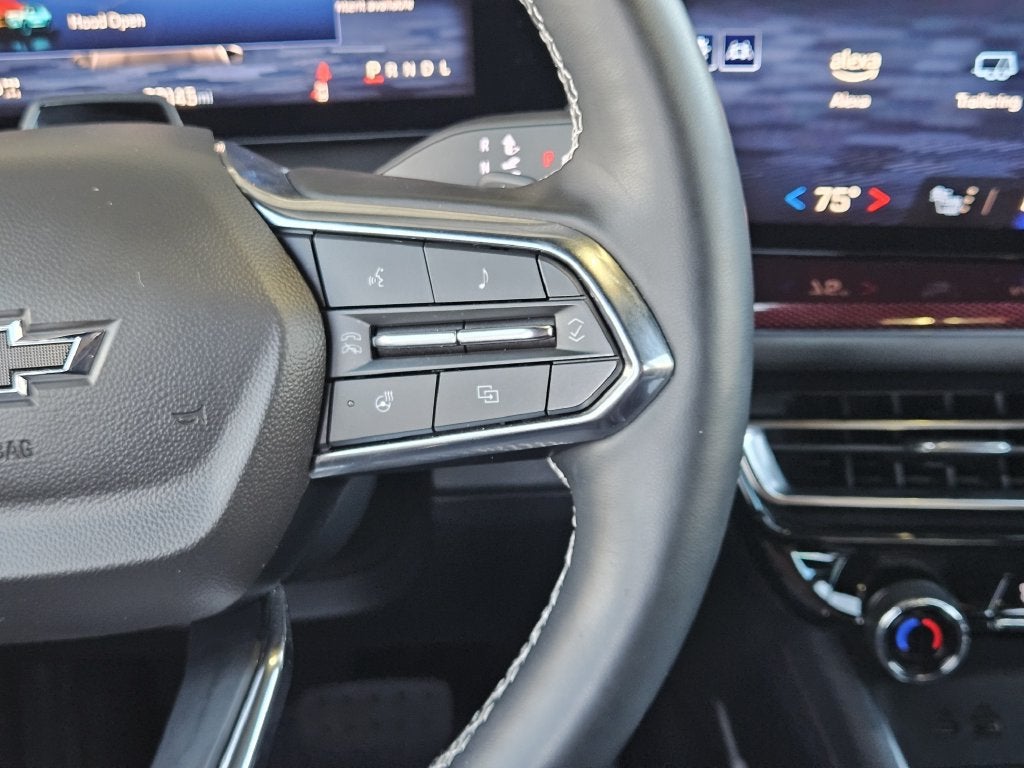 2024 Chevrolet Traverse Z71 - Photo 31