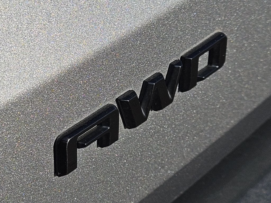 2025 Chevrolet Traverse Z71 - Photo 14
